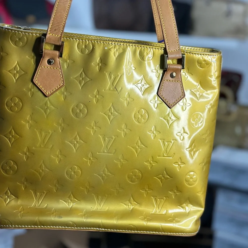 LV Vernis Zip Tote
